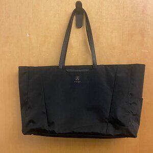 TravelPro Laptop Bag